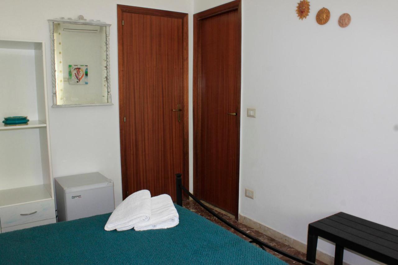 Bed & Breakfast Lighea Giardini Naxos Exterior foto