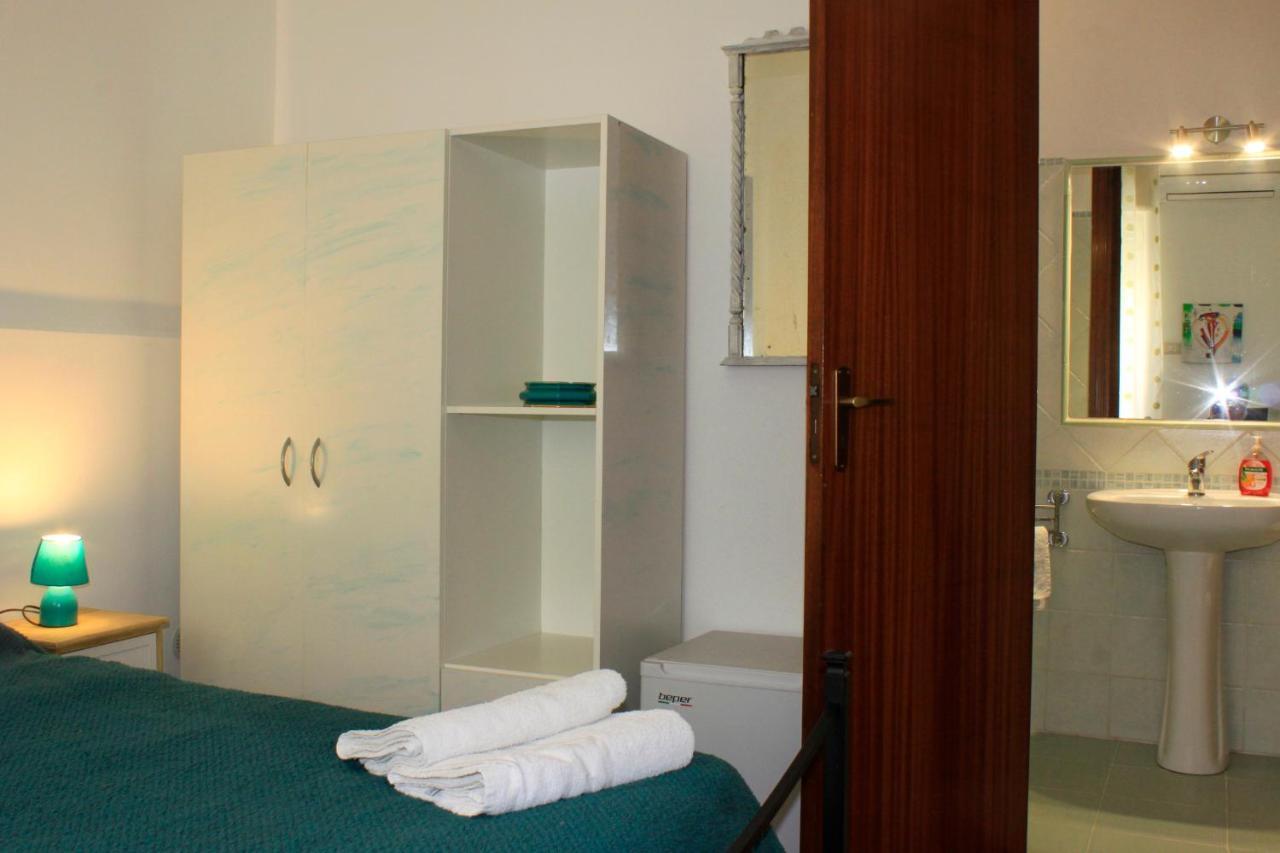 Bed & Breakfast Lighea Giardini Naxos Exterior foto