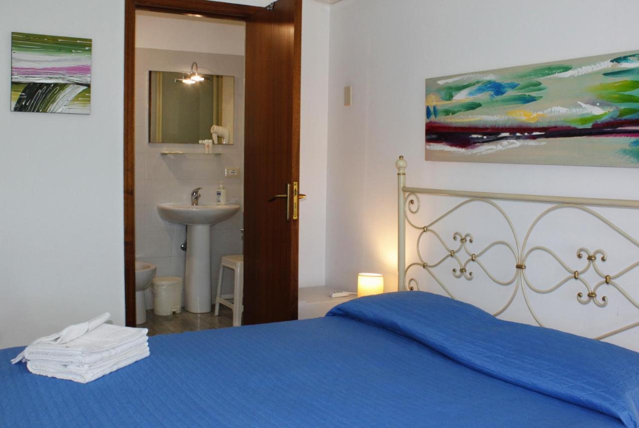 Bed & Breakfast Lighea Giardini Naxos Exterior foto