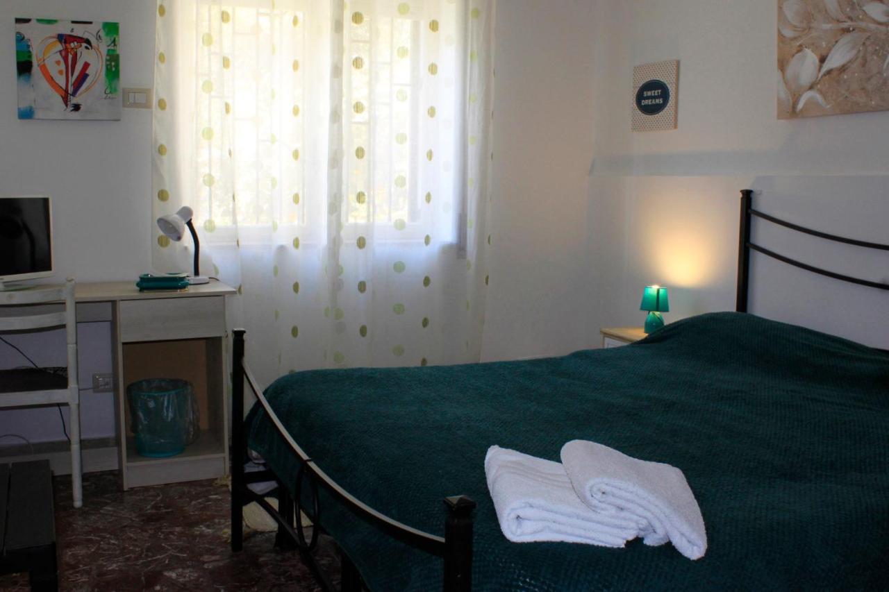 Bed & Breakfast Lighea Giardini Naxos Exterior foto